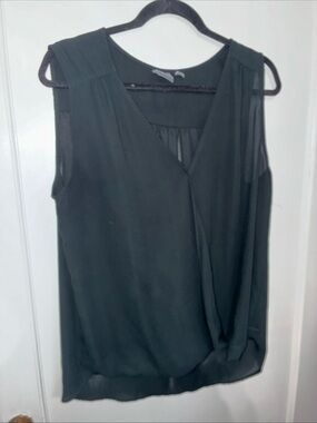 Soho Black Sleeveless V-Neck Draped Camisole
